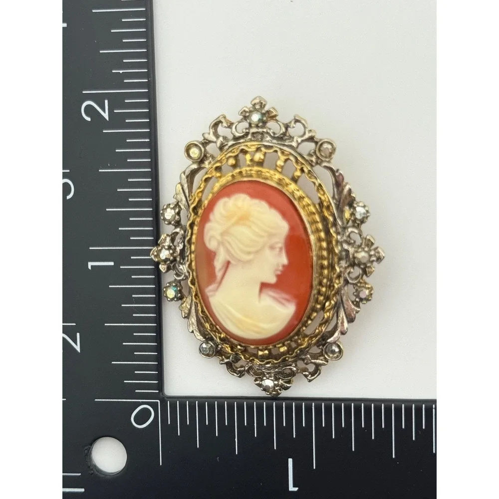 Vintage ART Arthur Pepper Resin Cameo‎ Rhinestone Victorian Revival Brooch Pin
